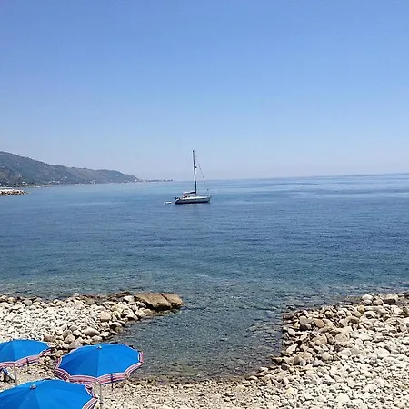 Agnone Sleeps 3 Air Con Wifi Βίλα